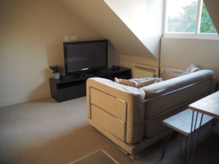 1 Bed Flat, Airedale House, LS13 - Photo 2
