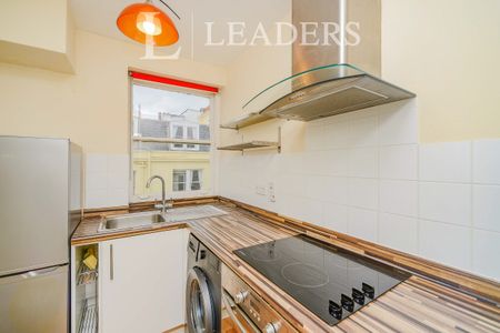 1 bedroom apartment to rent Marine Parade, Brighton, East Sussex, BN2 - Photo 3