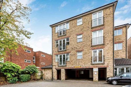 Burnt Ash Hill, Lee, London, SE12 - Photo 5