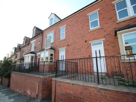 Hough Lane (Room 4), Bramley, Leeds - Photo 3