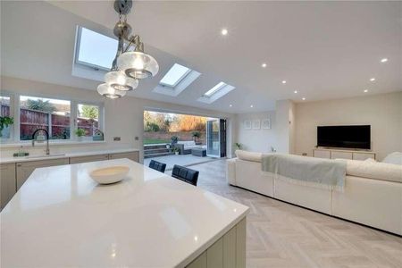 Parkland Avenue, Kidderminster, Worcestershire, DY11 - Photo 4