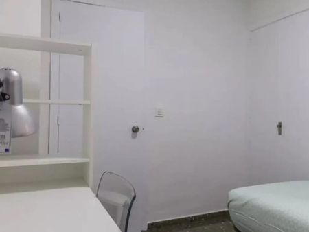 Calle Explorador Andrés, Valencia, Valencian Community 46022 - Photo 2