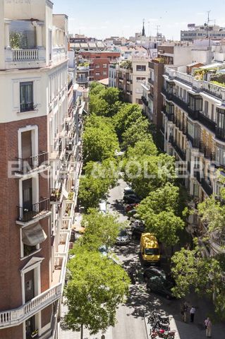 Apartamento de alquiler en Trafalgar - Photo 2