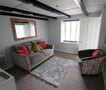 Truro, TR1 - Photo 1