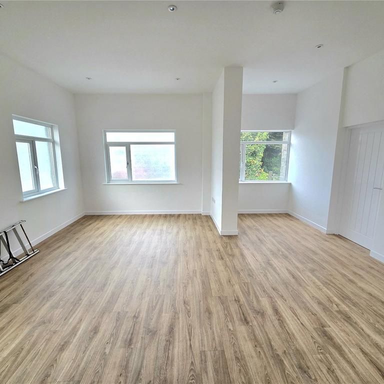 2 bedroom bungalow to rent - Photo 1