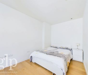 Studio, Marshall Street, Soho, W1F - Photo 5