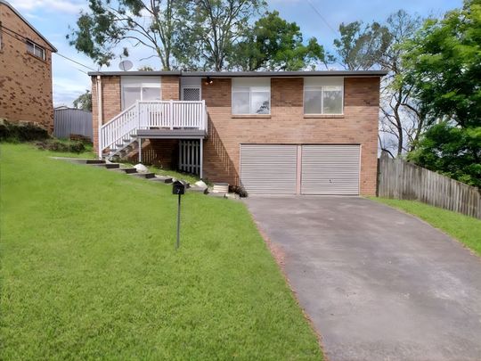 Charming Family Home in Gailes - Photo 1