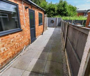 Lynncroft, Eastwood, Nottingham, NG16 - Photo 1