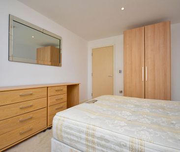 1 bedroom flat to rent - Photo 6