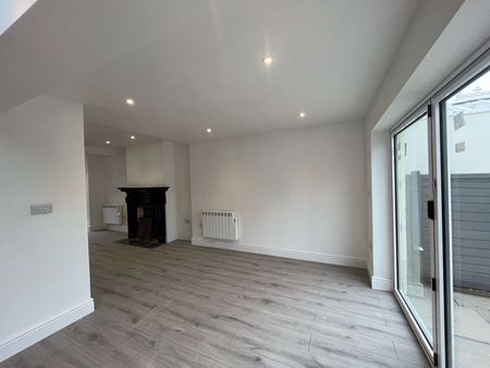 Chichester Road, Selsey, Chichester - Photo 2