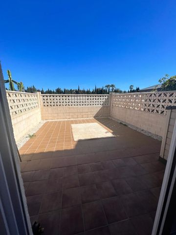 Casa adosada de alquiler en 16, Els Poblets - Photo 4