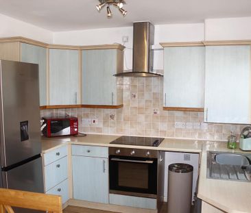 2 bedroom semi-detached house to rent - Photo 5