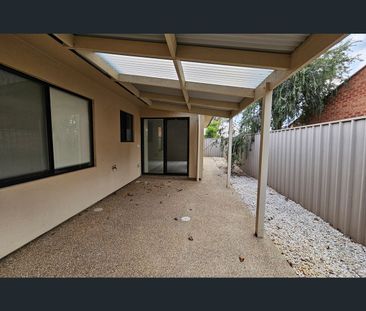 2/15 Noel Street, Wodonga, Vic 3690 - Photo 1