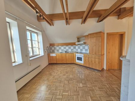 Große Galeriewohnung mit Balkon Bezirk Jakomini - Photo 4