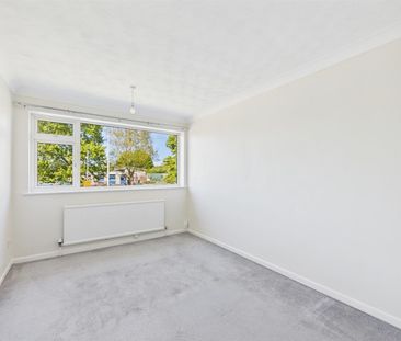 3 BED Semi-detached house To rent - Photo 3