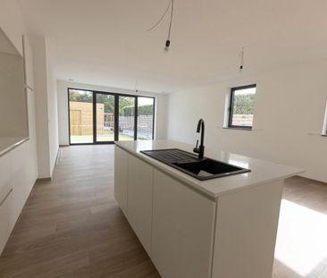 Gelijkvloerse verd. + tuin - Te huur - foto 2