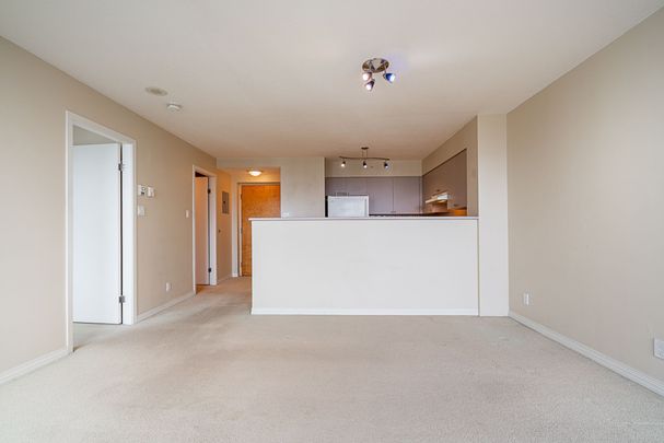 Bright West End 1-bedroom Condo for Rent - Photo 1