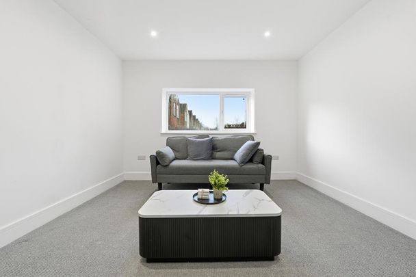 1 bedroom house of multiple occupation to rent - Photo 1