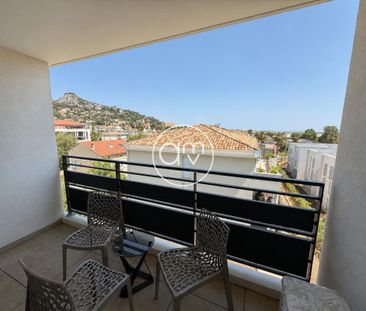 Location Appartement 2 pièces Meublé 40m² HYERES 83400 - Photo 6