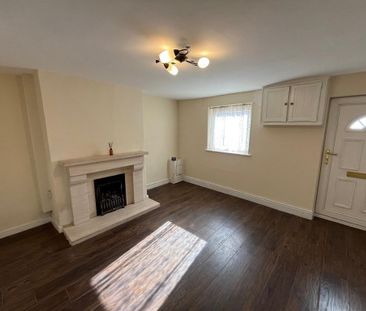 2 bedroom terraced house to rent - Photo 4