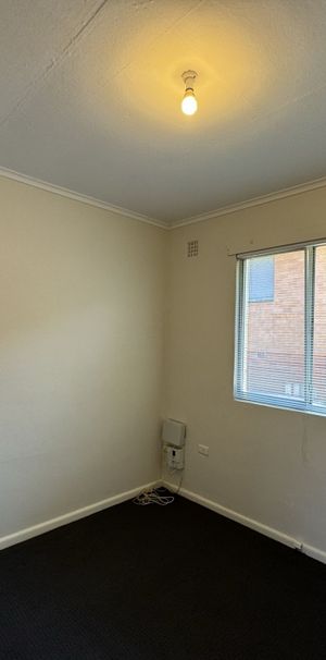 2/13 Adams Street, Queanbeyan - Photo 1