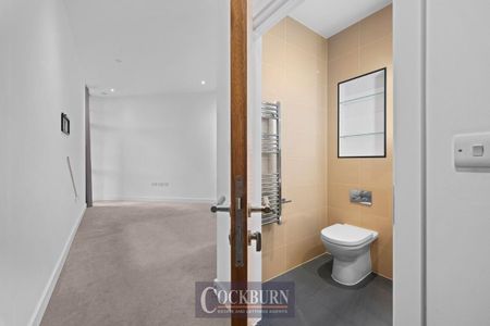 Powis Street, London, SE18 6LR - Photo 2