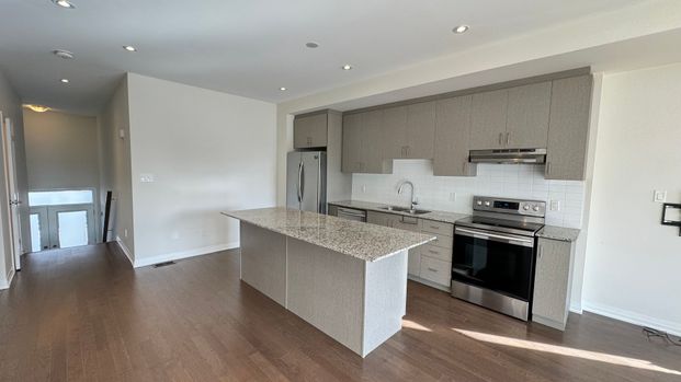 For Lease - 1 Beer Lane, Markham, Ontario - Photo 1