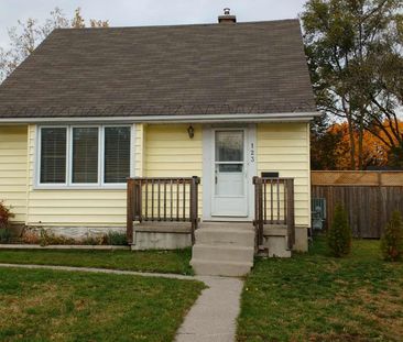 For Lease - 123 Humewood Drive, Belleville, Ontario - Photo 5