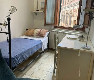 Via Zamboni, Bologna, Emilia-Romagna 40126 - Photo 3