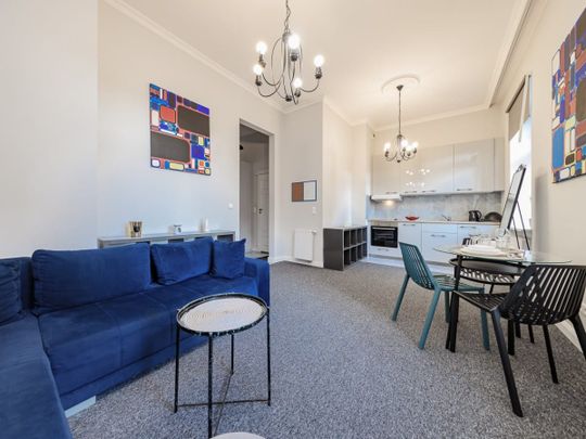 Mieszkanie do wynajęcia 1 pokoje Stefana Okrzei, Warszawa 30.32 m² - Фото 1