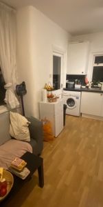 Room in a Shared Flat, Tooting, SW17 - Photo 3