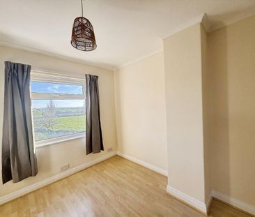 2 bedroom semi-detached house to rent - Photo 4