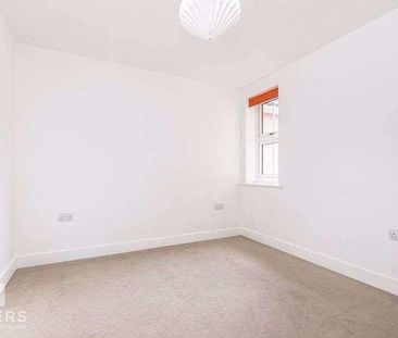 Lowther Road, Charminster, BH8 - Photo 4