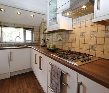 South Park Road, Macclesfield, Cheshire, SK11 - Photo 5