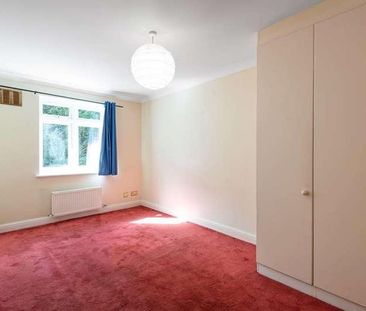 Holden Road, Woodside, N12 - Photo 5