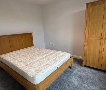 1 bedroom ground floor flat to rent - Photo 2