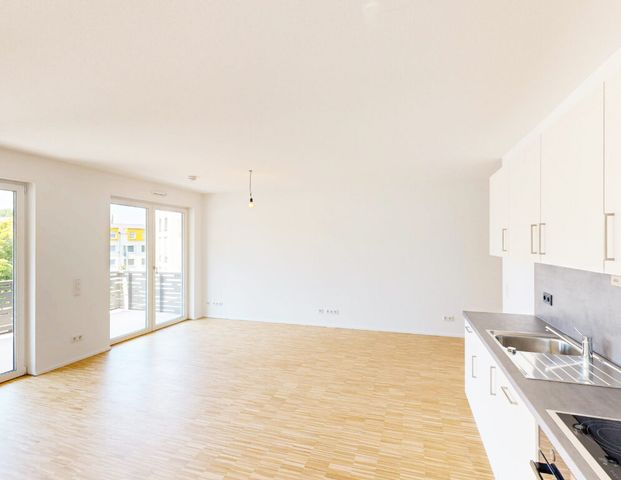 Hochwertige 3-Zimmer-Wohnung mit Balkon und EBK - Foto 1