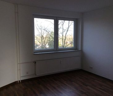 Moderne 3-Zimmer-Wohnung mit Einbauküche in gepflegter Wohnlage - Foto 1