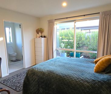 4 Bedroom family home for rent! - Photo 2