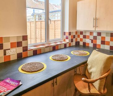 1 bedroom in a house share to rent - Photo 6