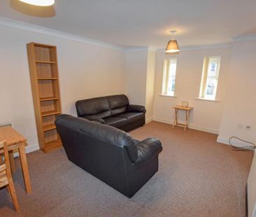 2 bedroom flat to rent - Photo 3