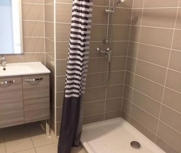 Location Appartement 2 pièces 44m² - Photo 2