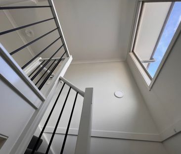 Family Sized Four Bed House in Prime Location - Photo 5