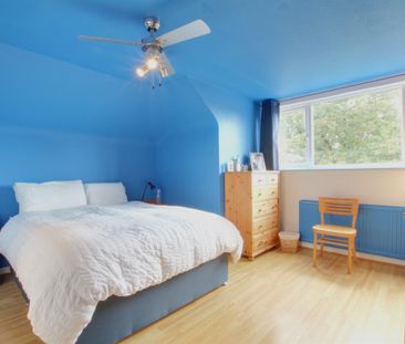 Denmead, Waterlooville - Photo 6