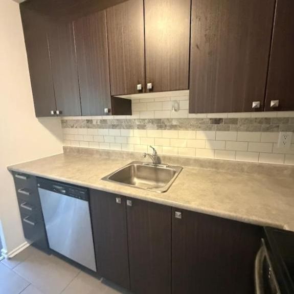 2 CH - 1 SDB - Gatineau - $1,549 /mo - Photo 1