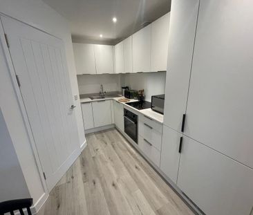 1 bedroom flat to rent - Photo 5