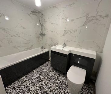 Southwood Close, Leeds - Photo 5