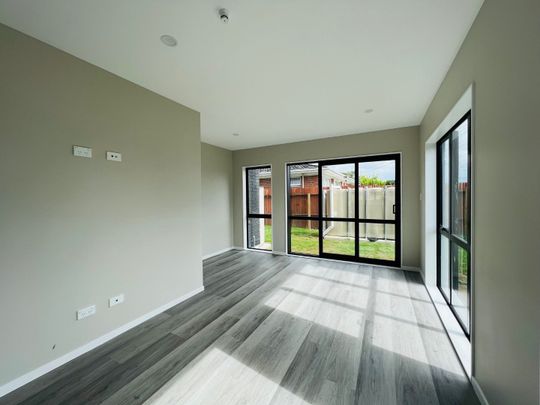 135A Wallace Road, Papatoetoe, Auckland - Photo 1