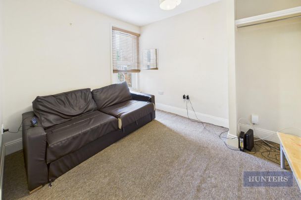 4 bedroom House To Let - Photo 1