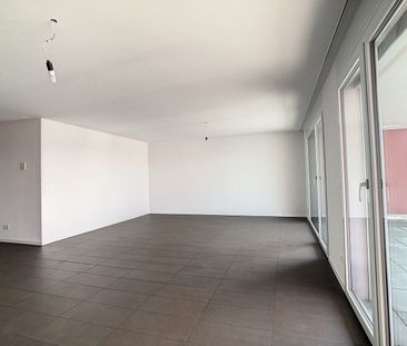 MAGNIFIQUE 3.5 PIECES / SEHR SCHÖNE 3.5-Zimmer-Wohnung - Photo 2